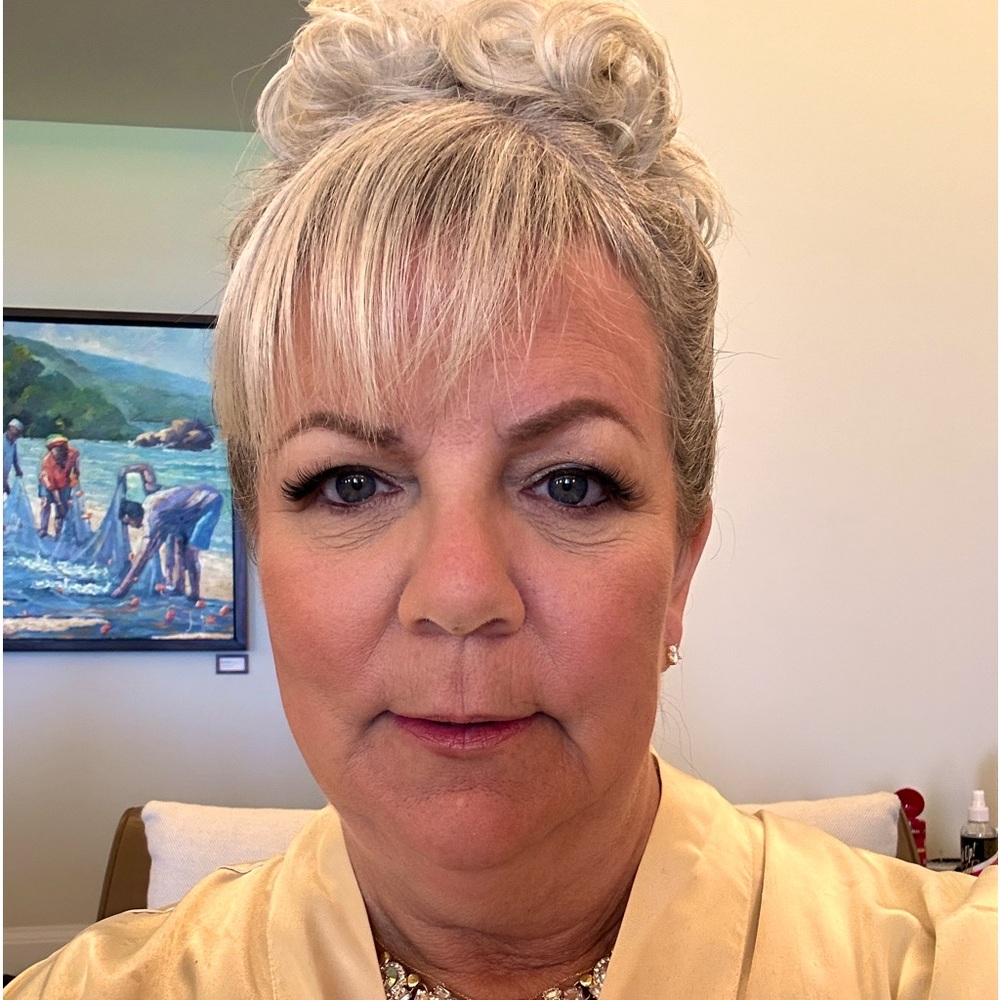 Meet your Posher, Belle